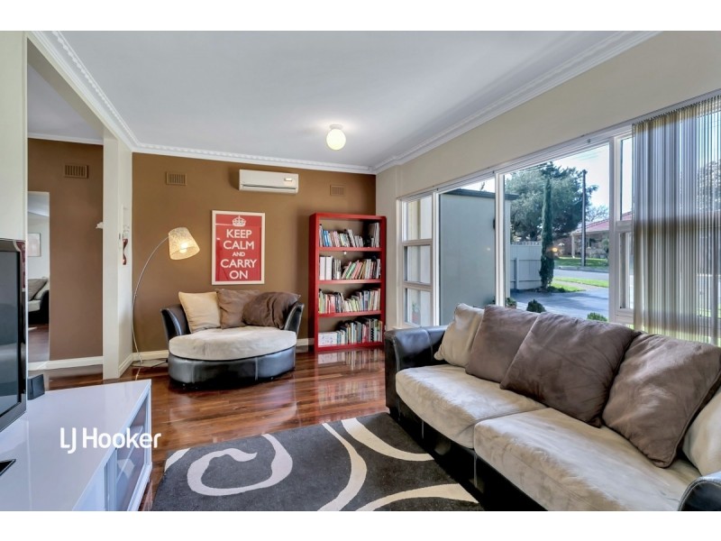 13 Carousel Street, Para Vista SA 5093