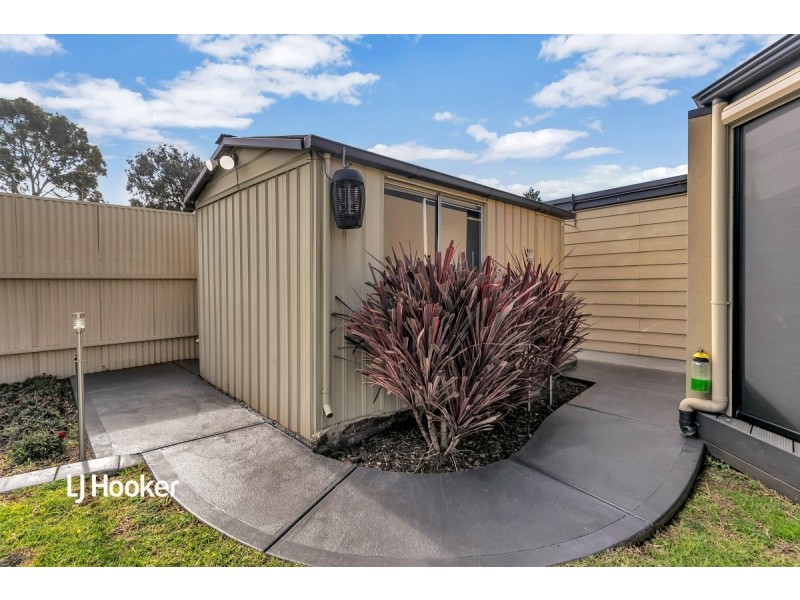 13 Carousel Street, Para Vista SA 5093