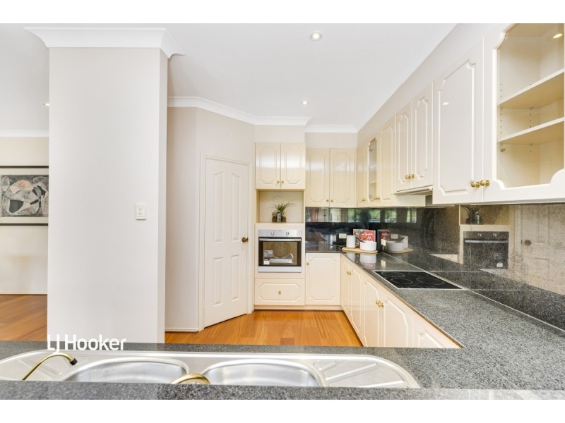 2 Avenger Place, Walkley Heights SA 5098