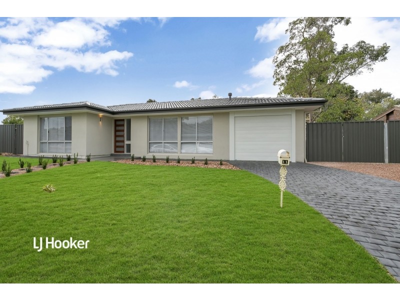 11 Chardonnay Crescent, Wynn Vale SA 5127