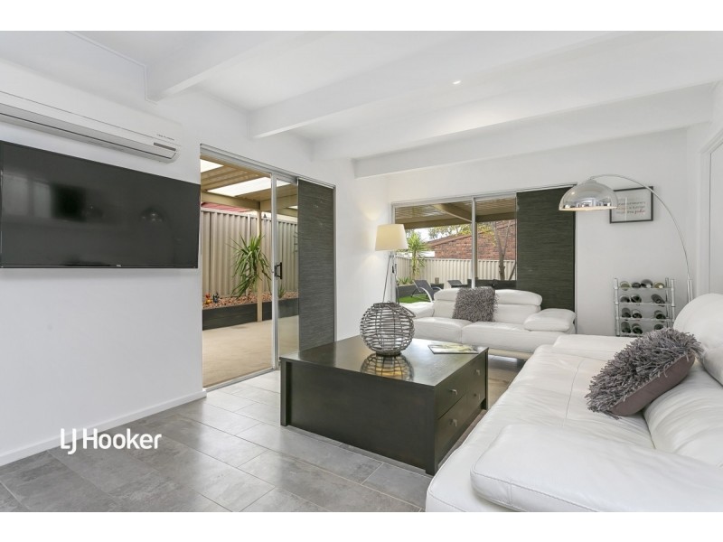 11 Chardonnay Crescent, Wynn Vale SA 5127