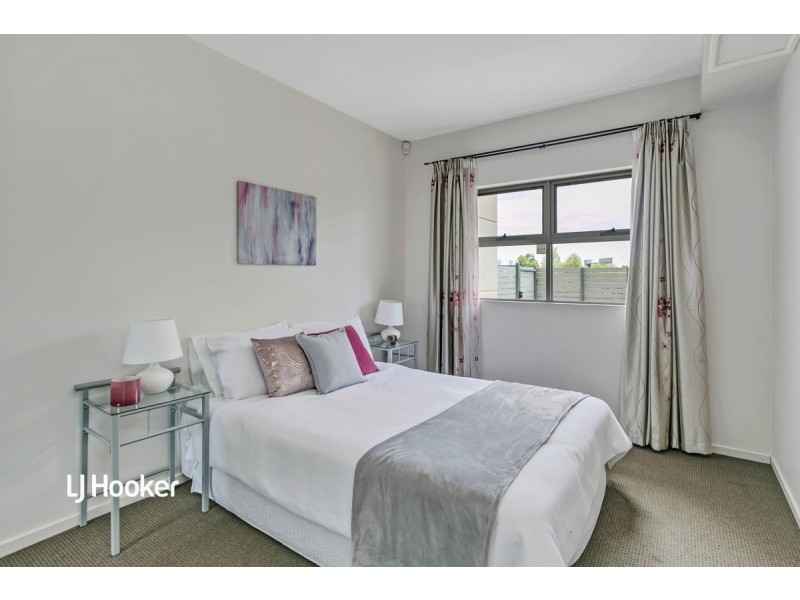 2/44-48 Metro Parade, Mawson Lakes SA 5095