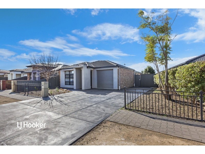6 Lonsdale Crescent, Andrews Farm SA 5114