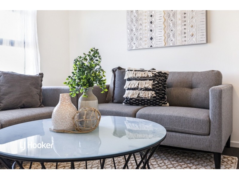 6 Lonsdale Crescent, Andrews Farm SA 5114