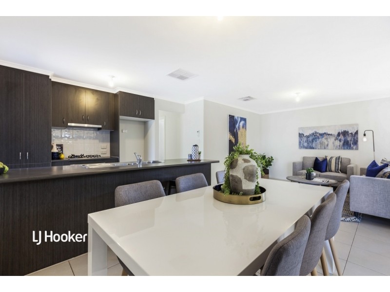 6 Lonsdale Crescent, Andrews Farm SA 5114