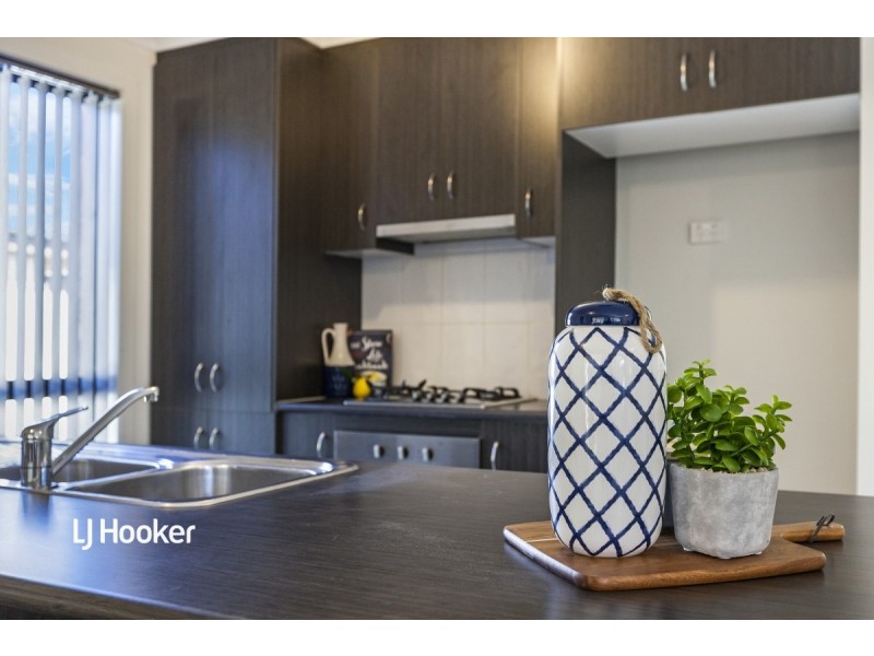 6 Lonsdale Crescent, Andrews Farm SA 5114