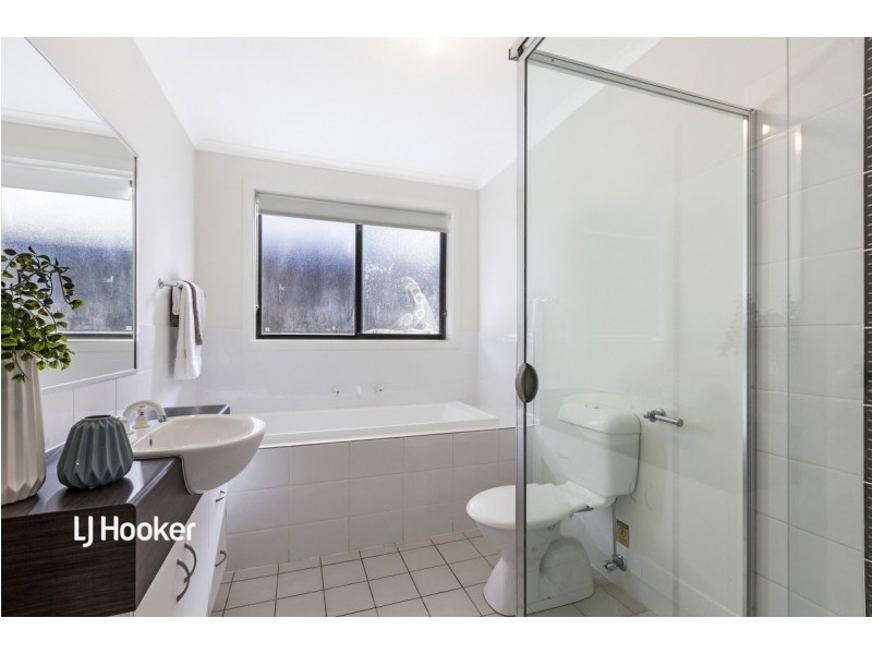 6 Lonsdale Crescent, Andrews Farm SA 5114