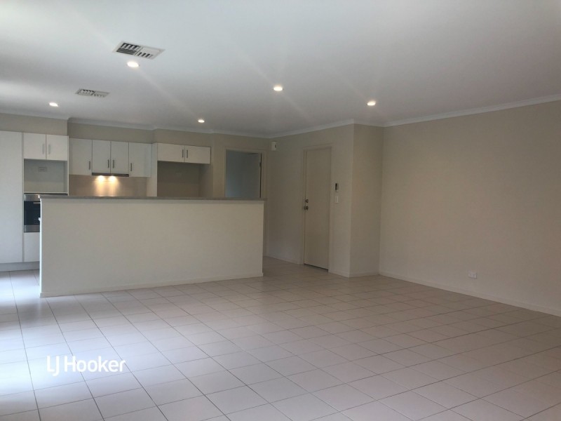 19 Lafitte Way, Andrews Farm SA 5114