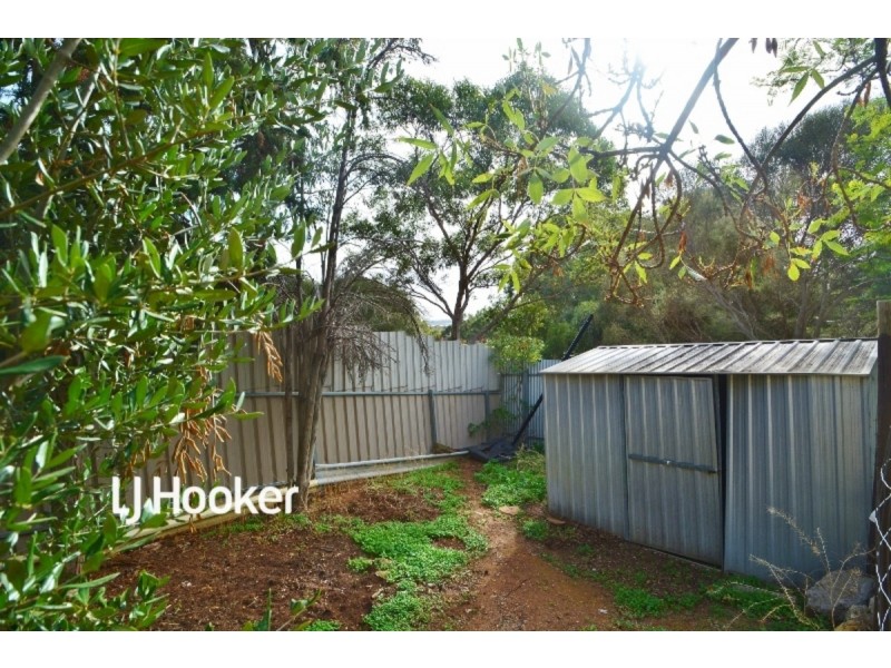 4 Frances Avenue, Para Hills SA 5096