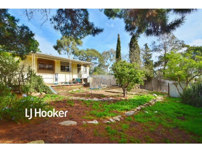 4 Frances Avenue, Para Hills SA 5096