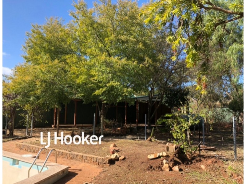 42 Peacock Road, Elizabeth Downs SA 5113