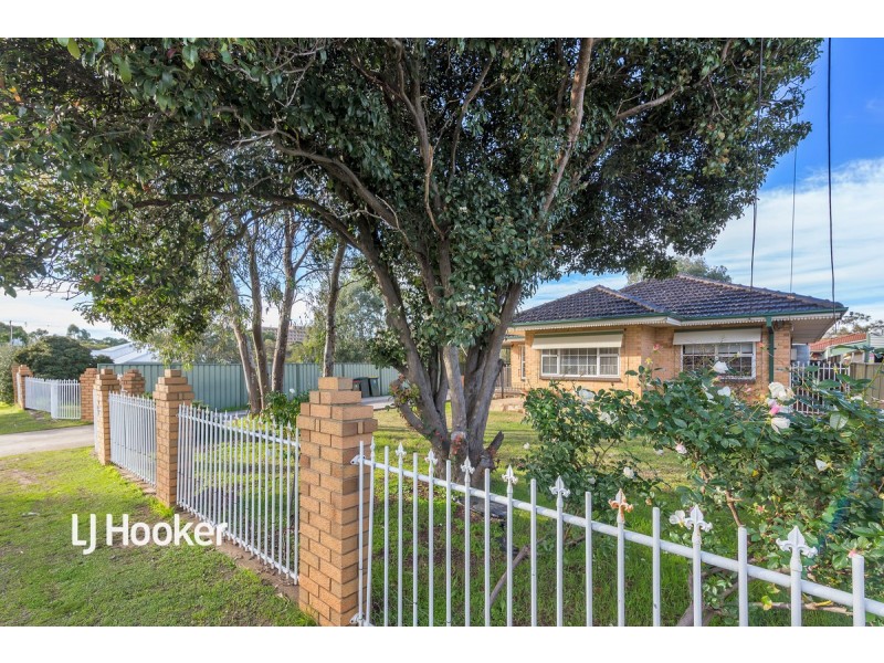 4 Kevin Road, Modbury SA 5092