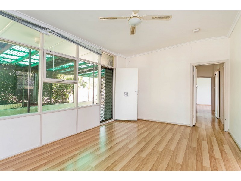 1 Canna Avenue, Modbury SA 5092