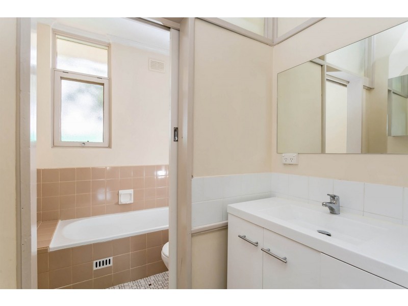 1 Canna Avenue, Modbury SA 5092