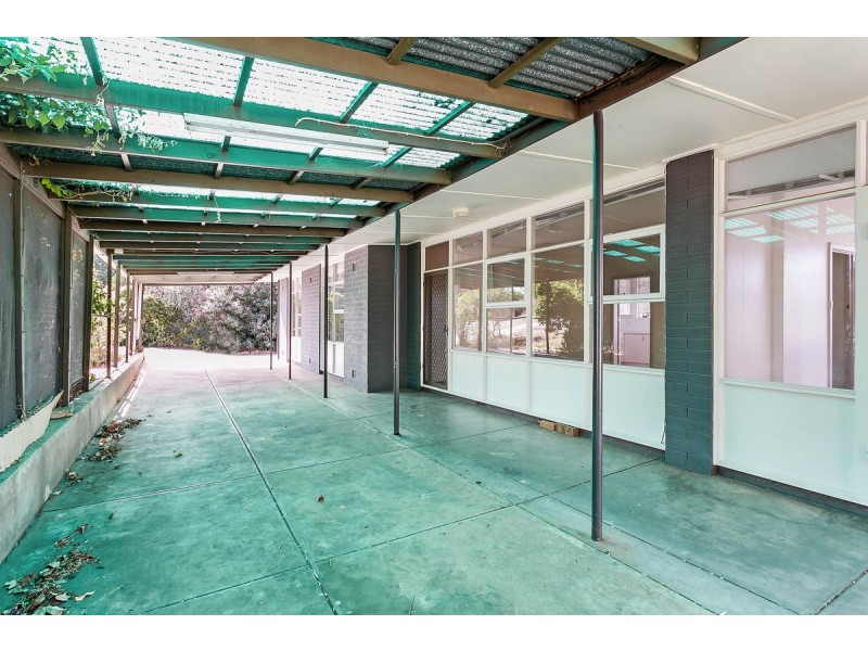 1 Canna Avenue, Modbury SA 5092