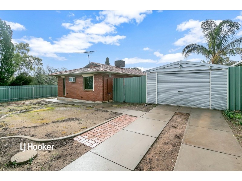 5 Hilliard Place, Para Vista SA 5093