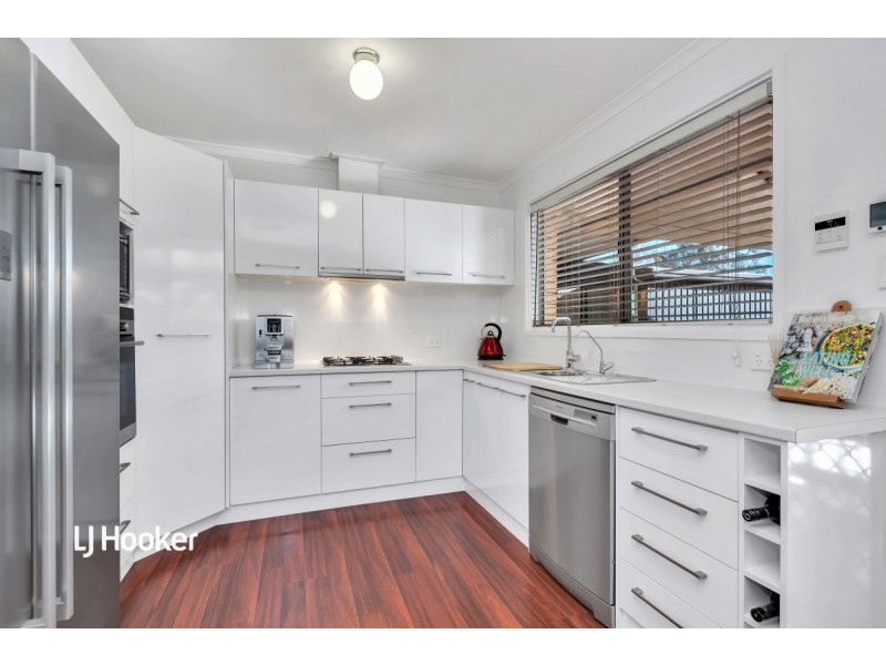 6 Bangalay Crescent, Surrey Downs SA 5126