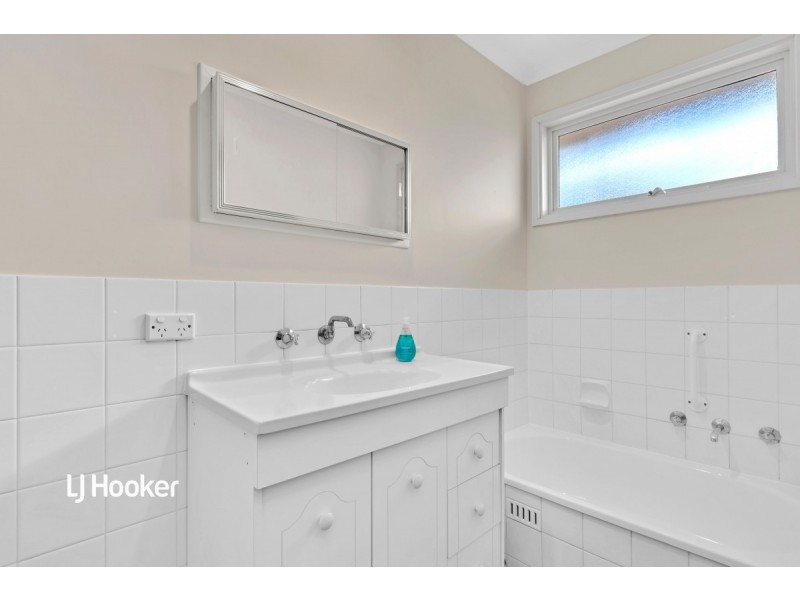 17 Howe Court, Salisbury East SA 5109