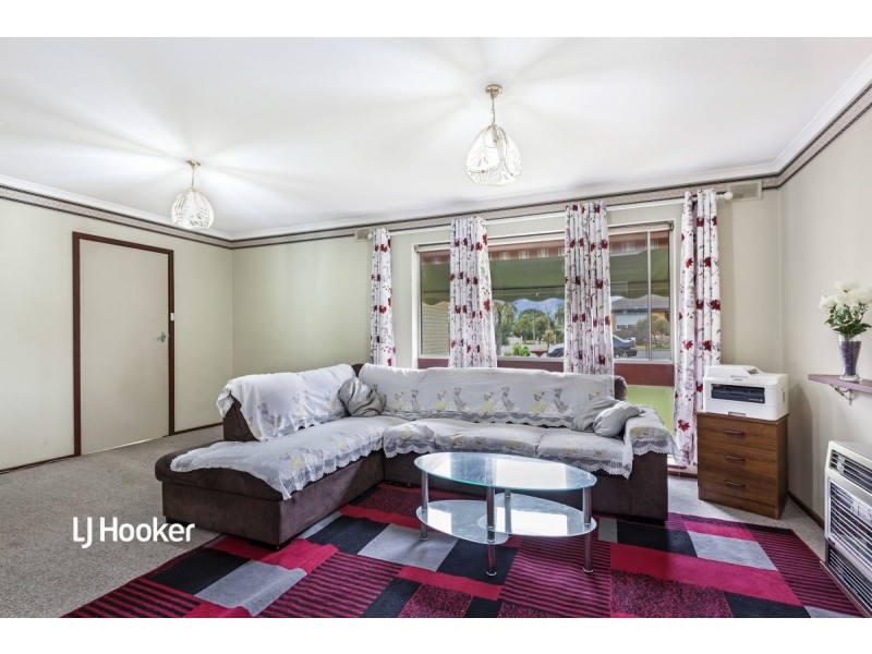 37 O’Loughlin Road, Valley View SA 5093