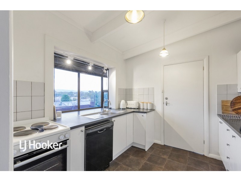 49 Knightsbridge Avenue, Valley View SA 5093