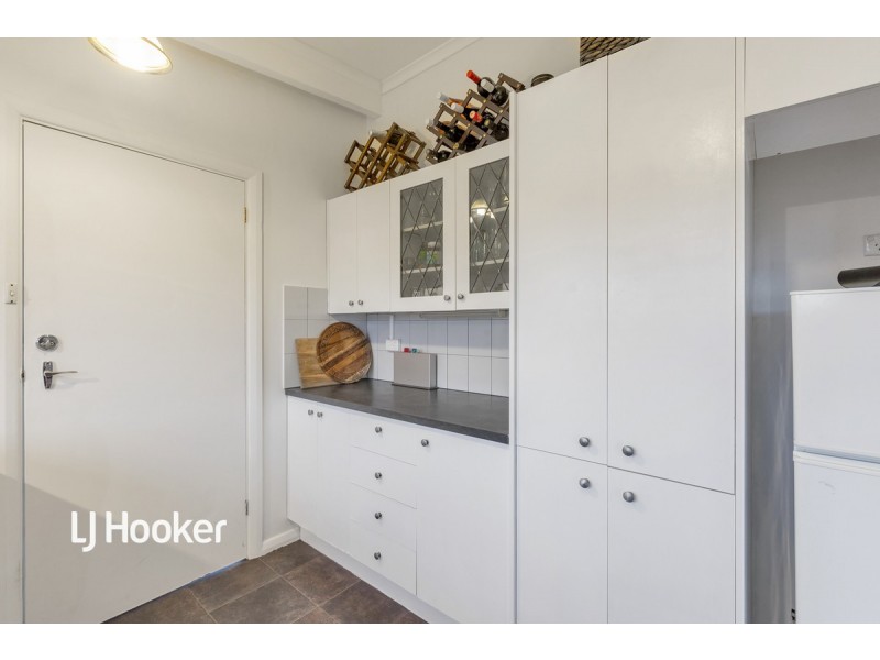 49 Knightsbridge Avenue, Valley View SA 5093