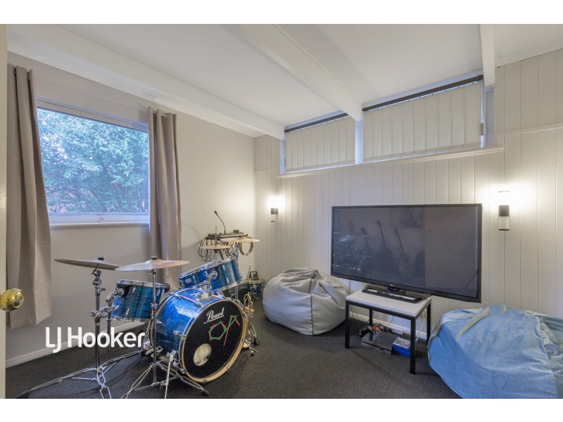 49 Knightsbridge Avenue, Valley View SA 5093