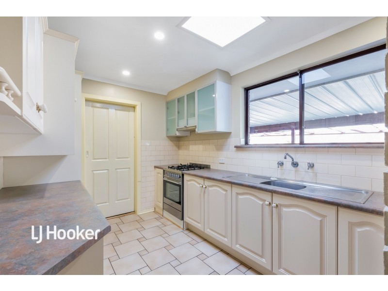 9 Gaylard Crescent, Redwood Park SA 5097