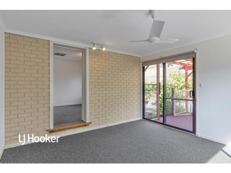 9 Gaylard Crescent, Redwood Park SA 5097