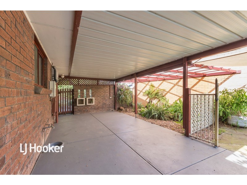 9 Gaylard Crescent, Redwood Park SA 5097