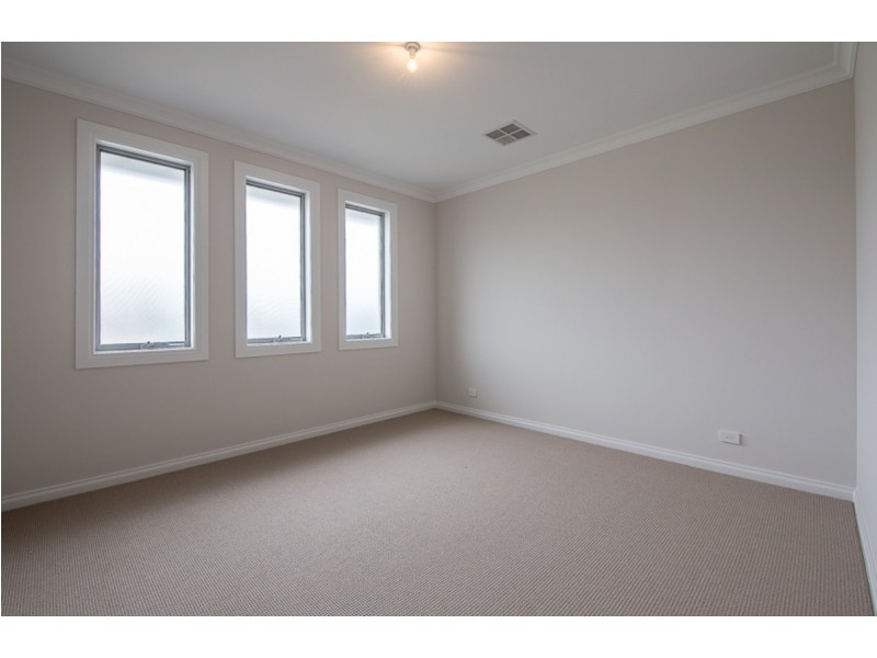 2/86 Grundy Terrace, Christies Beach SA 5165