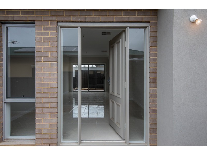 2/86 Grundy Terrace, Christies Beach SA 5165