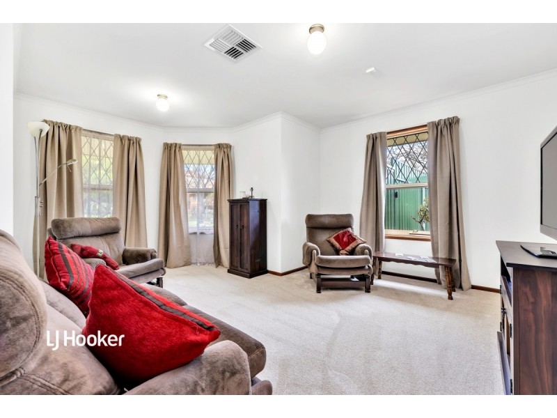 28 Kew Drive, Oakden SA 5086