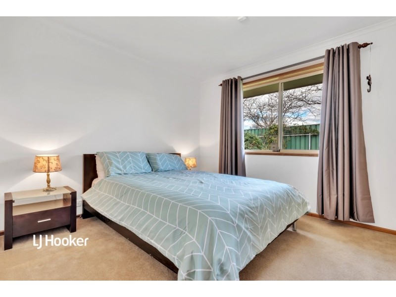 28 Kew Drive, Oakden SA 5086