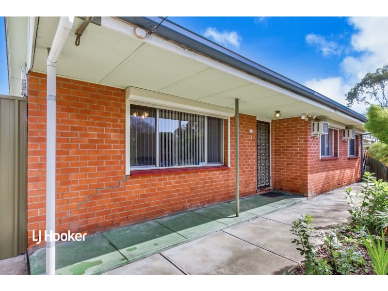 4 Canterbury Crescent, Valley View SA 5093