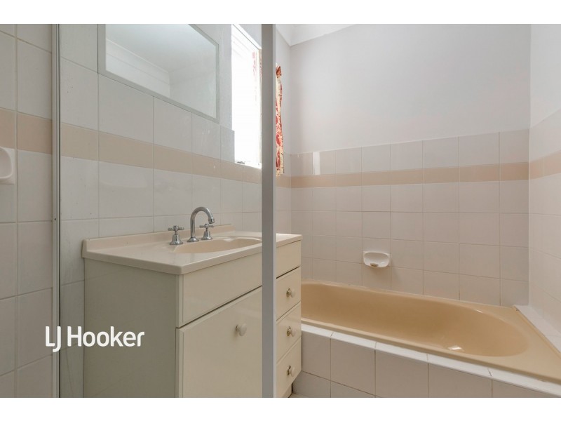 6 Parkview Rise, Hackham SA 5163