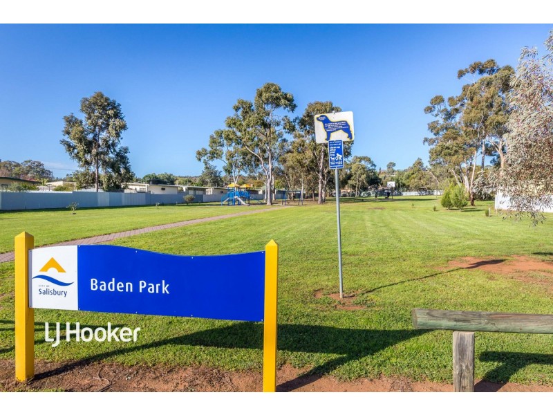 13 Weir Road, Para Hills SA 5096