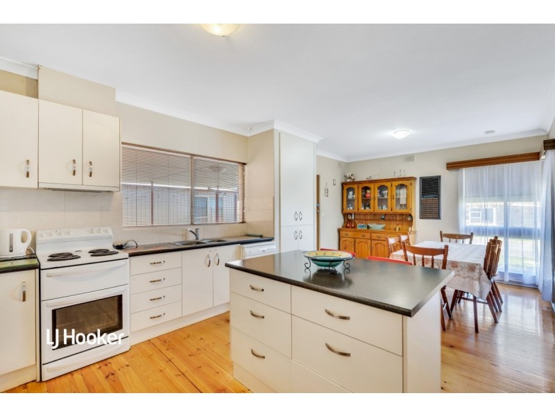 11 Kingston Avenue, Hope Valley SA 5090