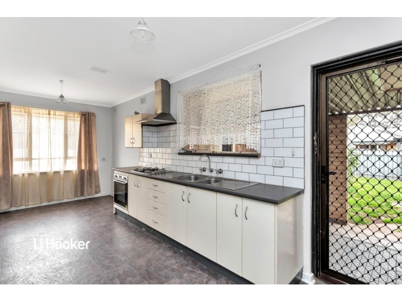 5 Bindi Street, Para Hills West SA 5096