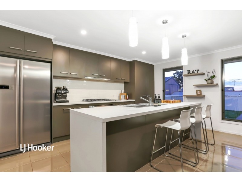 6 Mintanta Drive, Banksia Park SA 5091