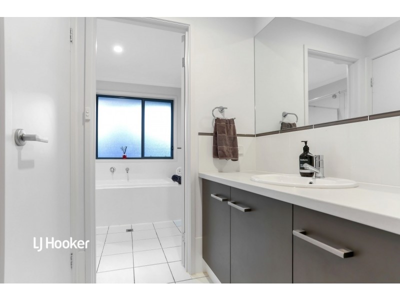 6 Mintanta Drive, Banksia Park SA 5091