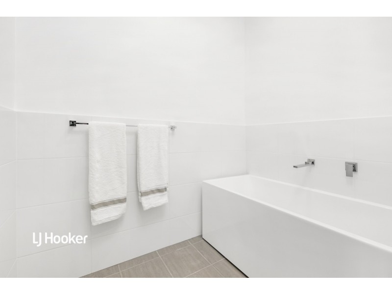 13 Moresby Avenue, Broadview SA 5083