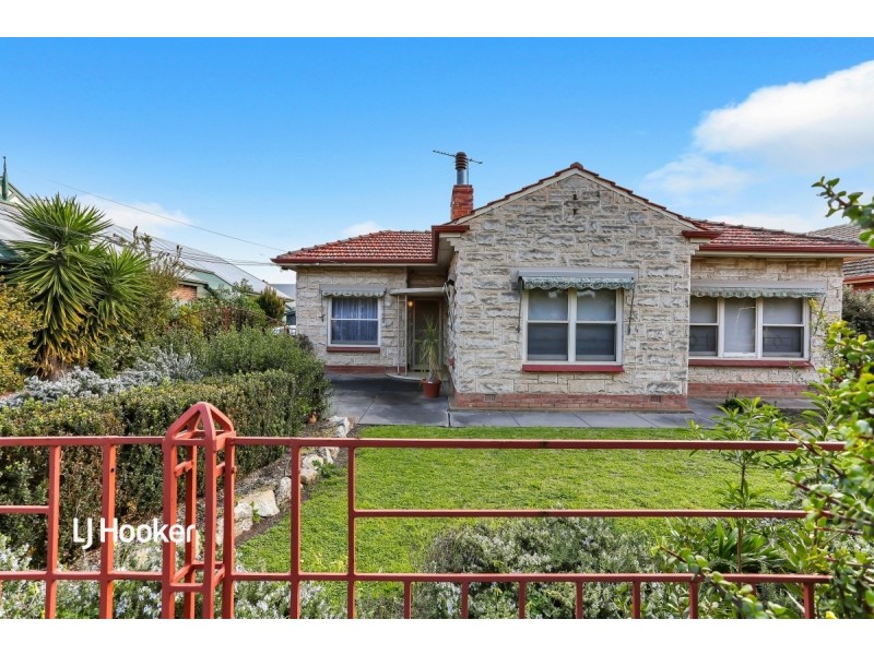 22 Poltawa Terrace, Broadview SA 5083