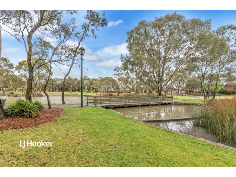 52 Parkview Drive, Oakden SA 5086