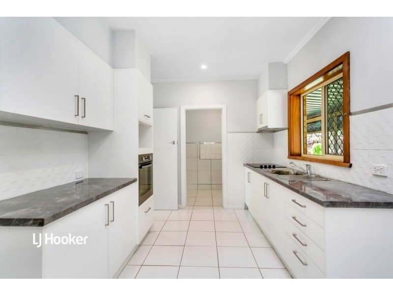 10 Ashley Avenue, Ridgehaven SA 5097