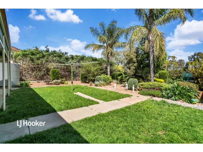 10 Ashley Avenue, Ridgehaven SA 5097