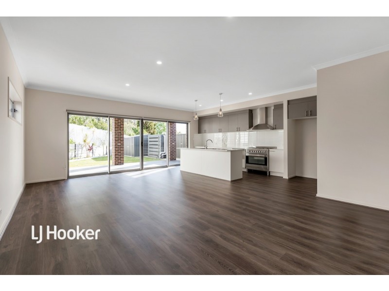 3 Sherwood Avenue, Valley View SA 5093