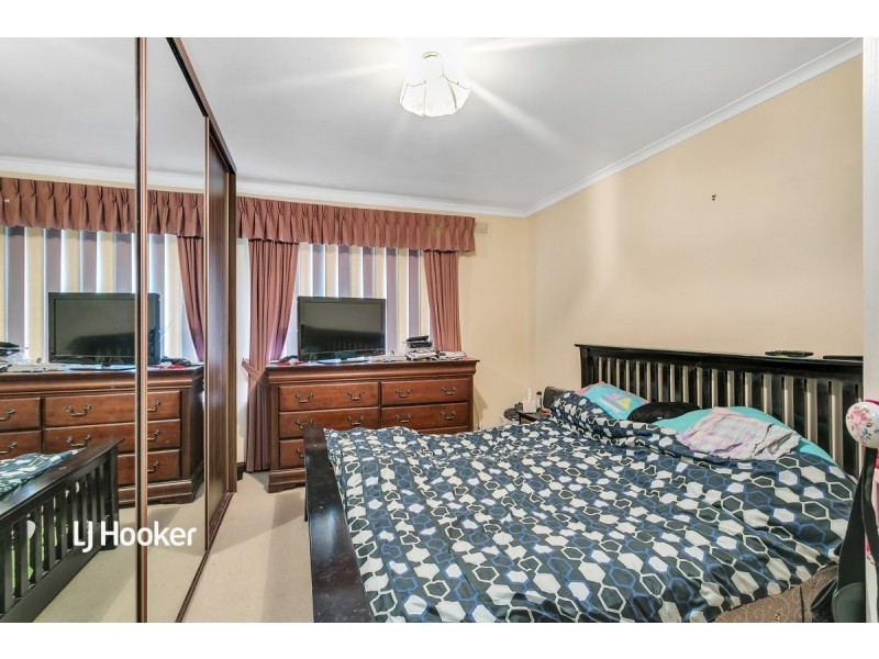 4 Gage Court, Para Vista SA 5093