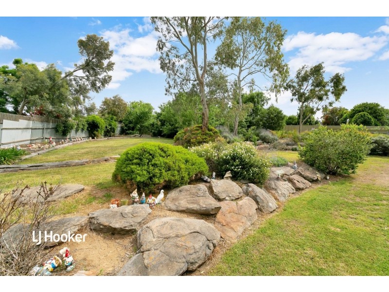 4 Gage Court, Para Vista SA 5093