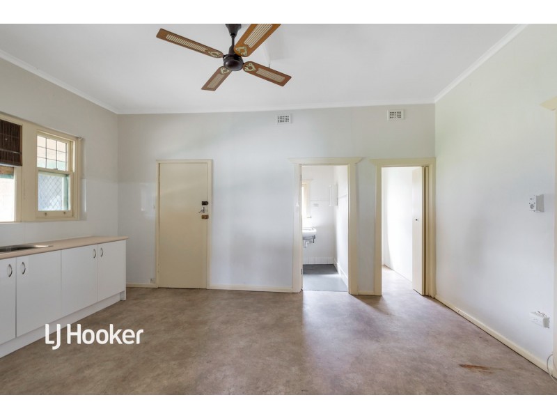 1 Pegler Street, Beverley SA 5009