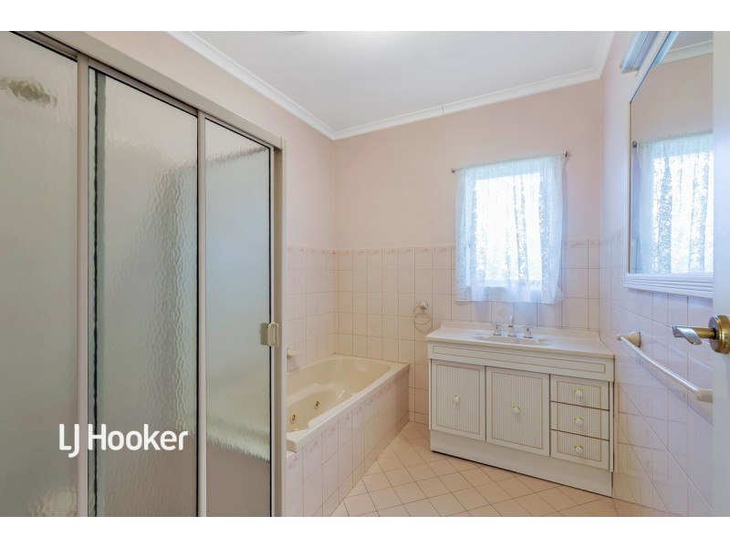 1 Waterman Avenue, Vale Park SA 5081